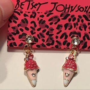 Betsey Johnson Style - Ice Cream Cone Earrings